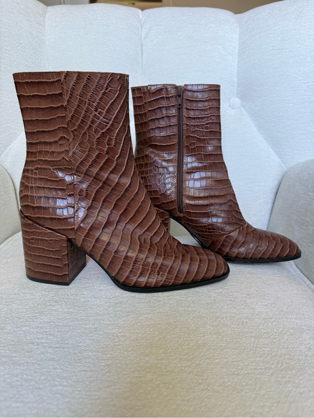Vionic Harper Croc Brown Leather Ankle Boots Side Zip Size 10